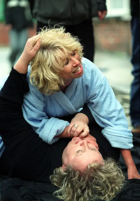 ITV Gail fighting in the street with Eileen